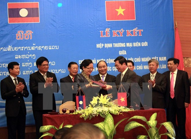 Вьетнам, Камбоджа и Лаос активизируют экономическое сотрудничество - ảnh 1